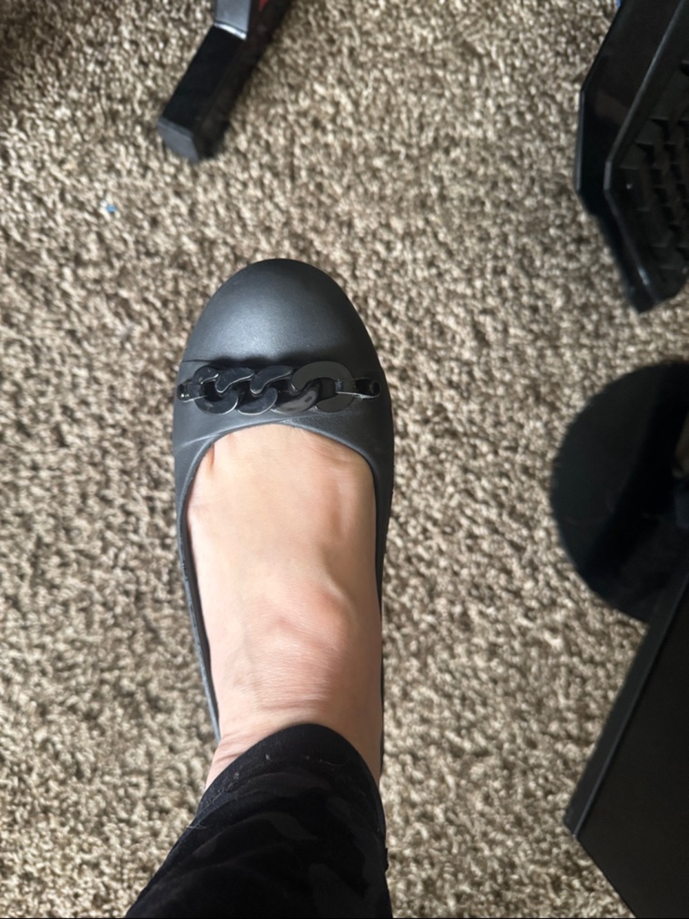 Crocs Women’s Black Chain‑Accent Ballet Flats – Size 9W (Used) - Picture 6 of 12